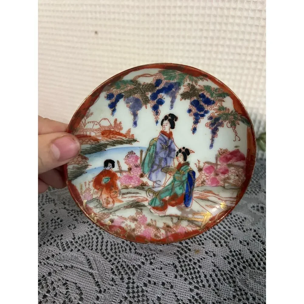 Unbranded vintage porcelain